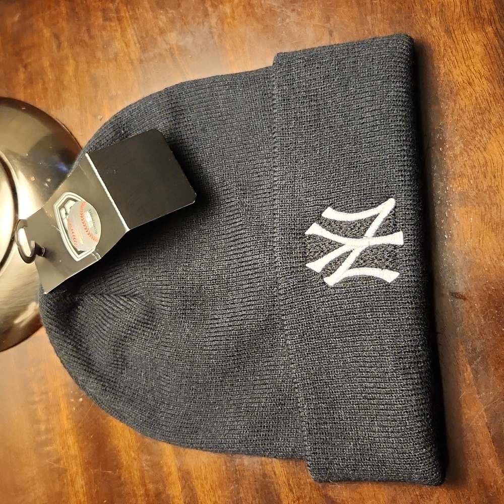 Men's knit hat